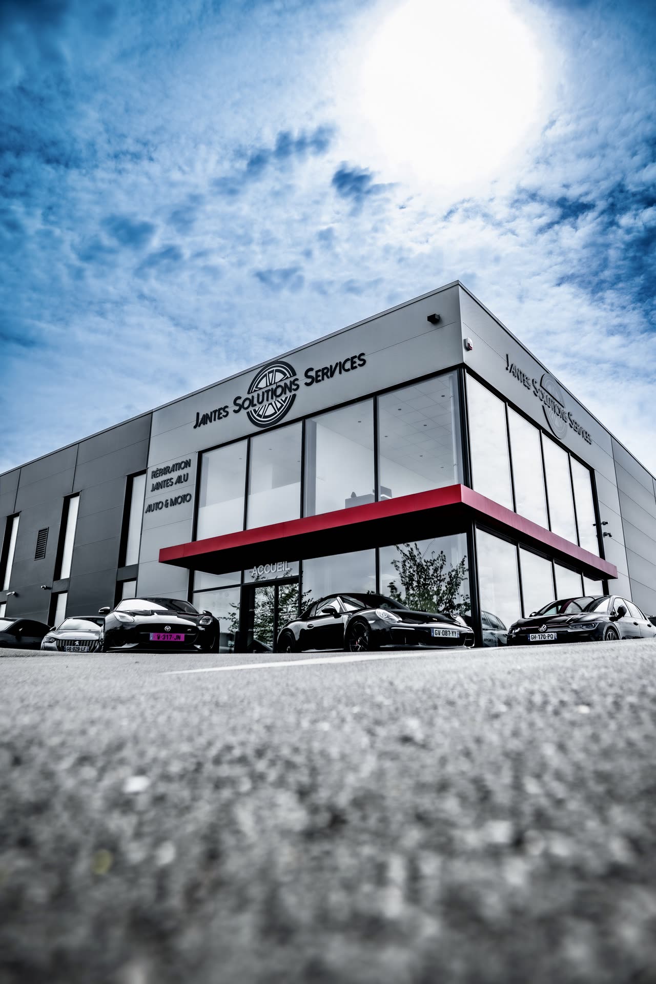 Bâtiment Jantes Solutions Services près de Chartres Bâtiment Jantes Solutions Services près de Chartres